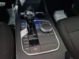 Vehicle image thumbnail, number 12