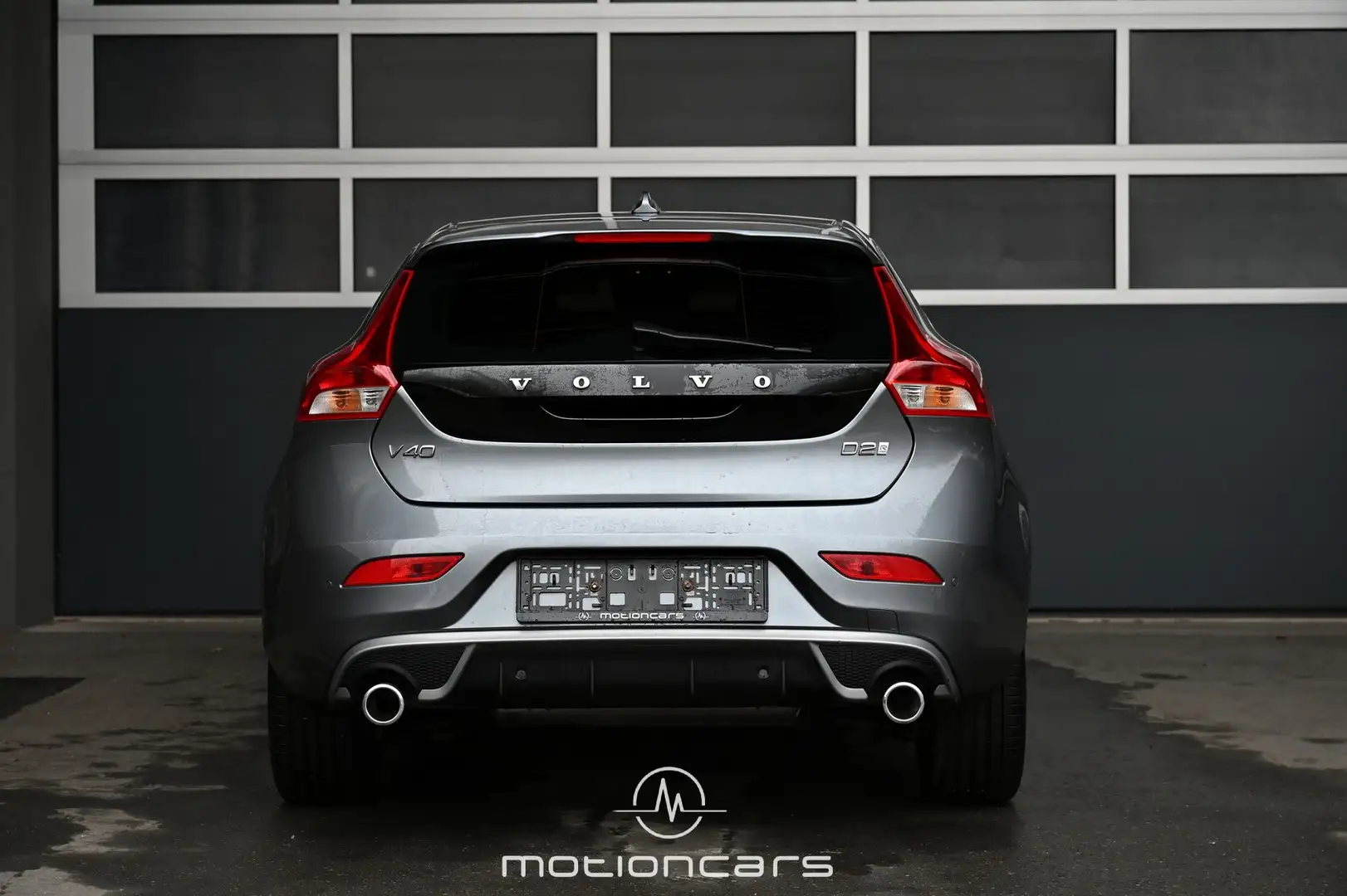 Vehicle image, number 4
