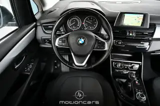 Vehicle image thumbnail, number 9
