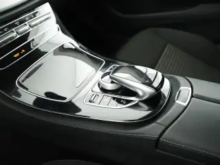 Vehicle image thumbnail, number 8