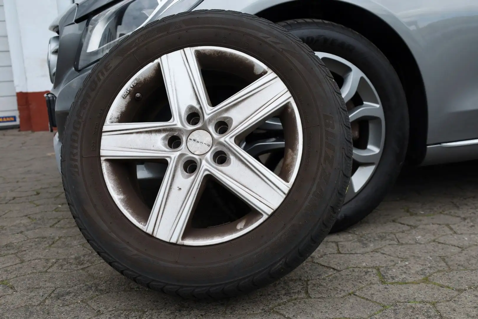 Vehicle image, number 18
