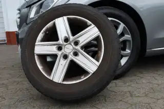 Vehicle image thumbnail, number 18