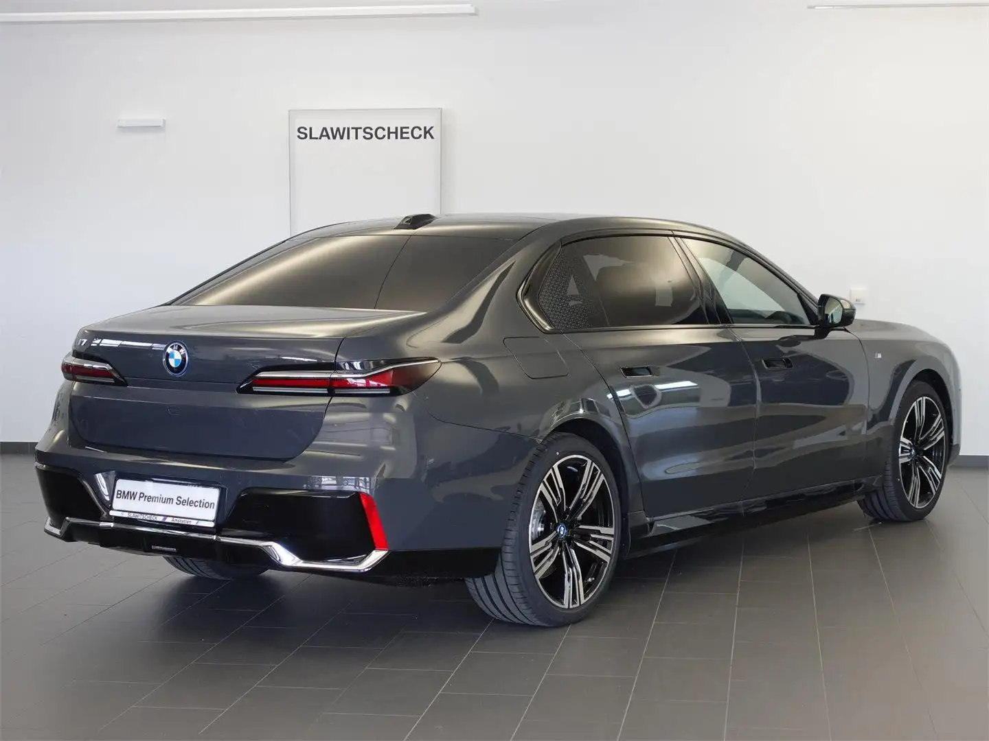Vehicle image, number 5