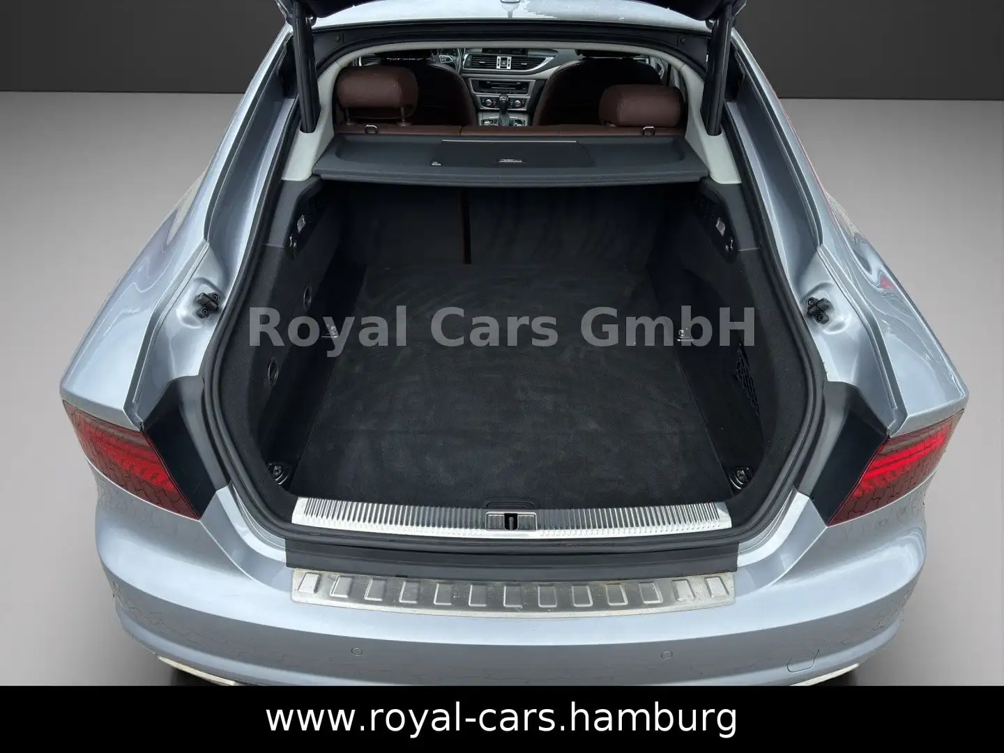 Vehicle image, number 8
