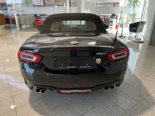 Vehicle image thumbnail, number 4