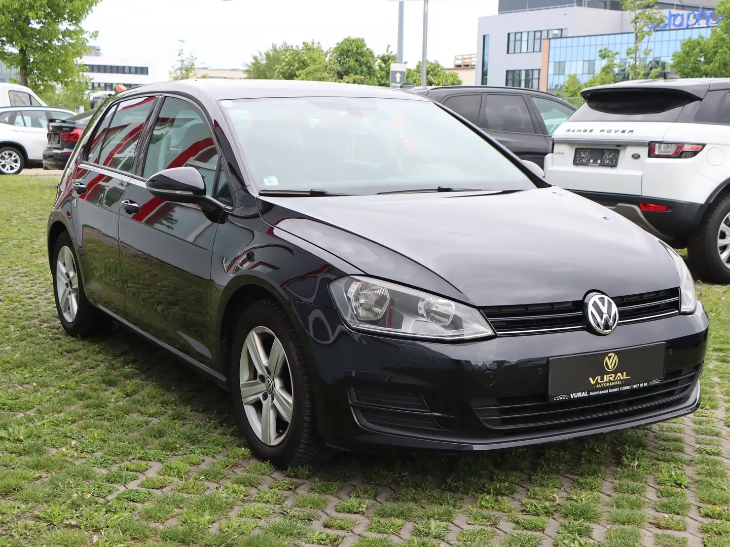Vehicle image, number 4