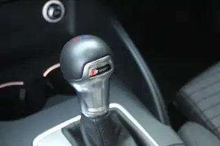 Vehicle image thumbnail, number 16