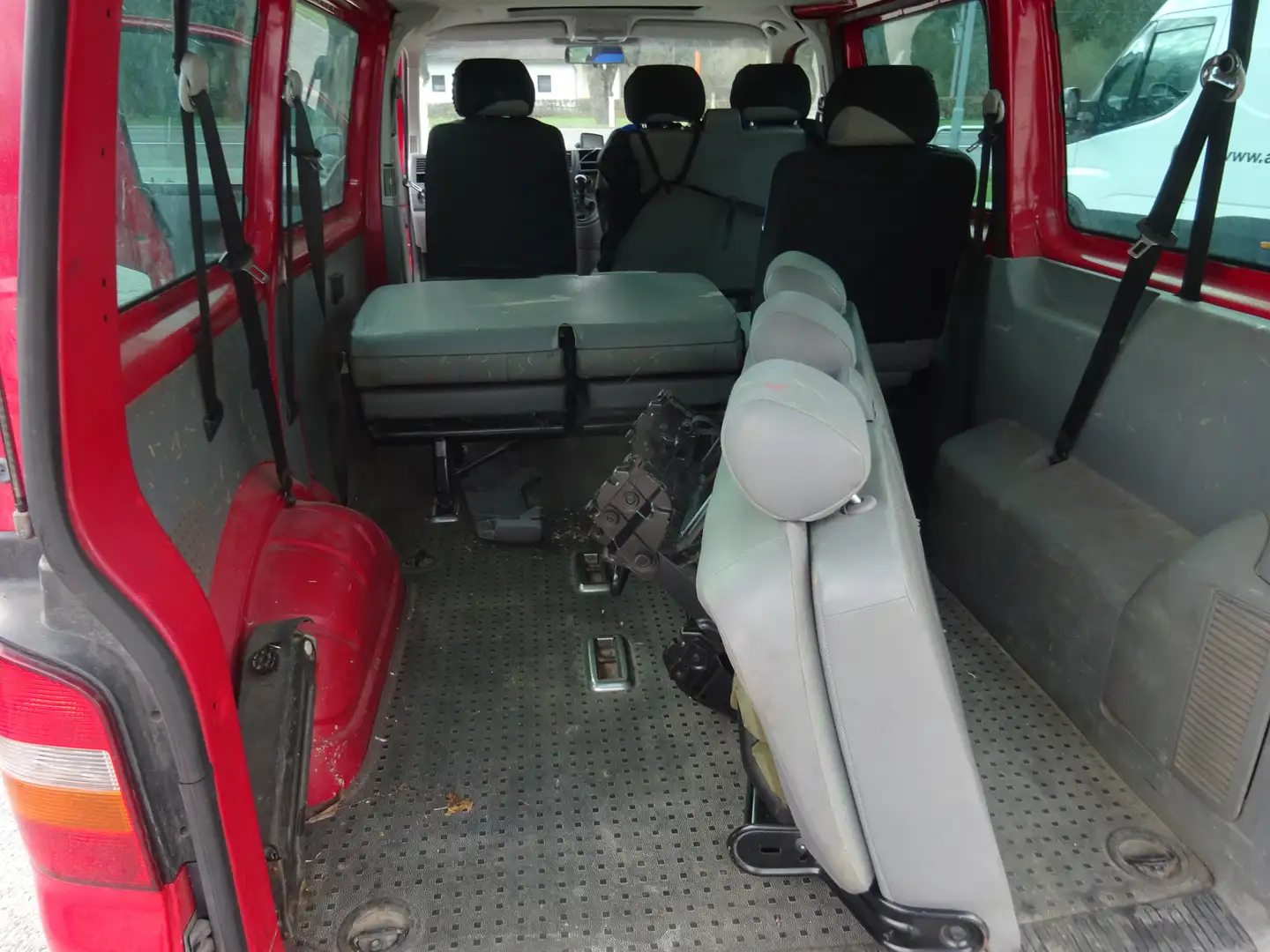 Vehicle image, number 15