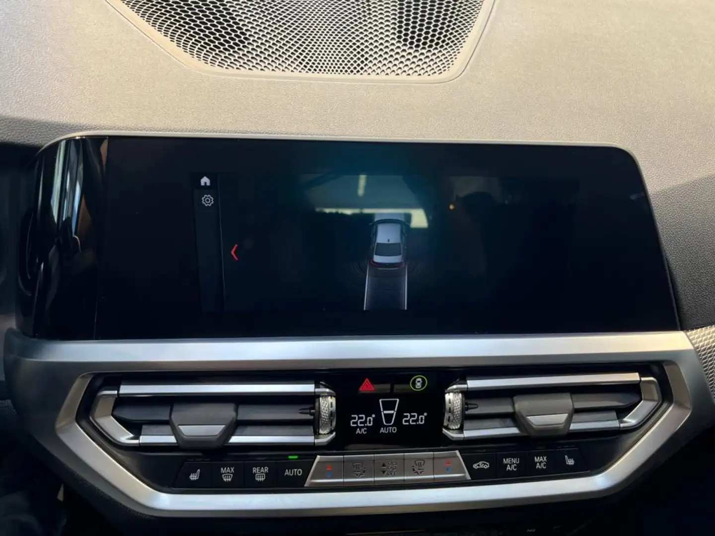 Vehicle image, number 8