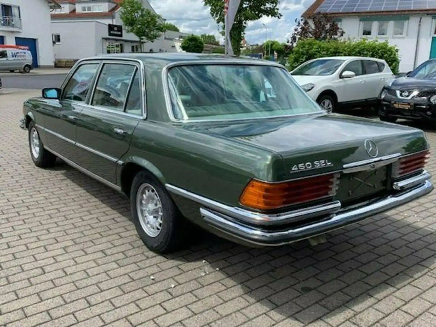 Vehicle image, number 6