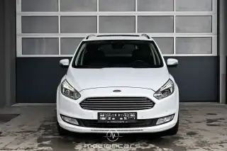Vehicle image thumbnail, number 3