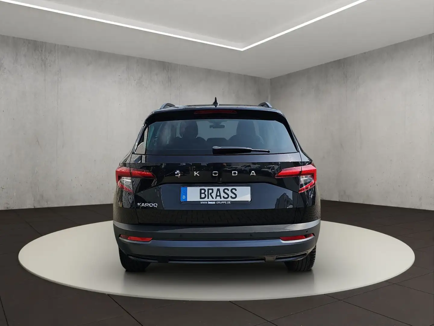 Vehicle image, number 4