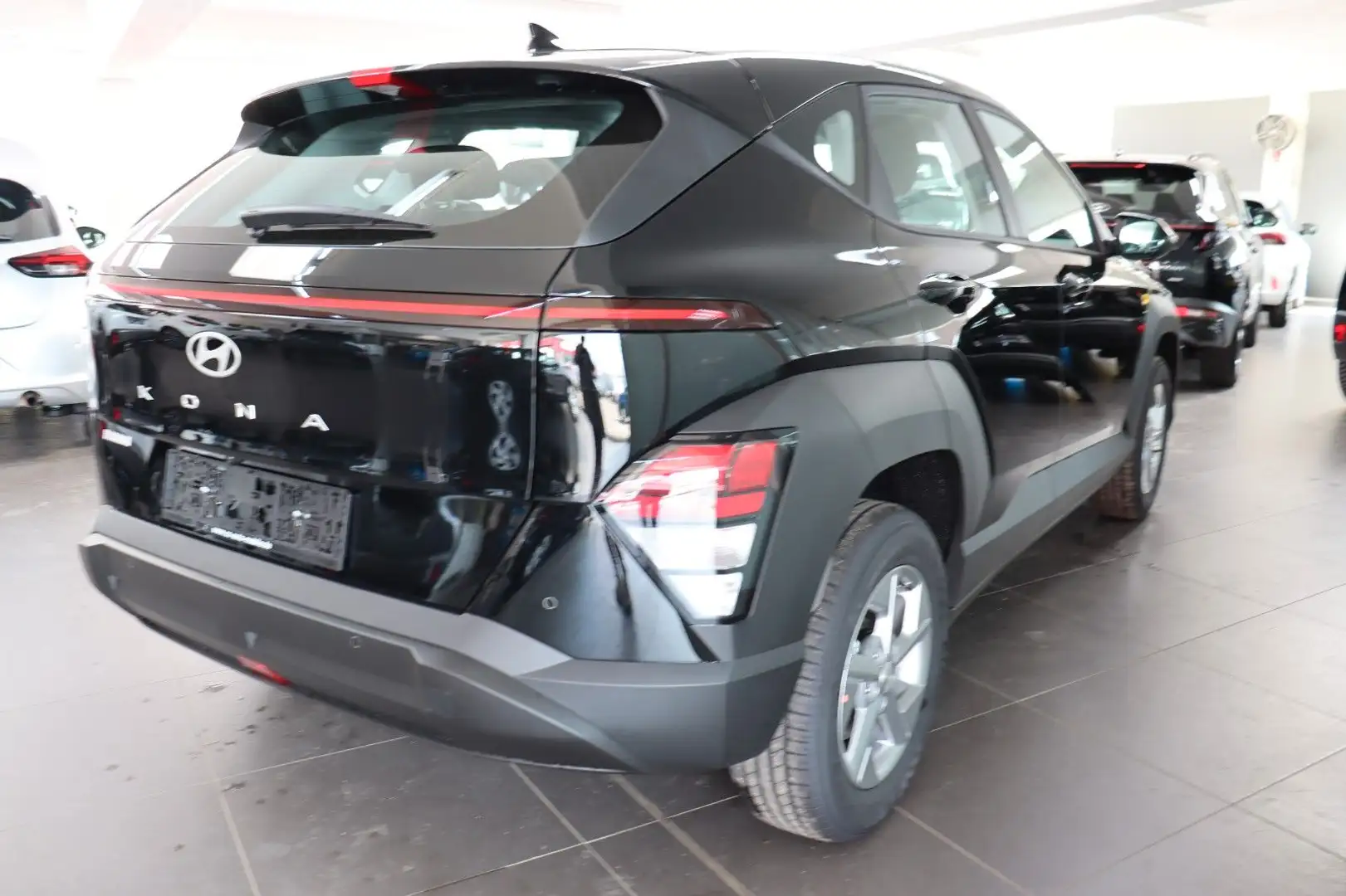 Vehicle image, number 4