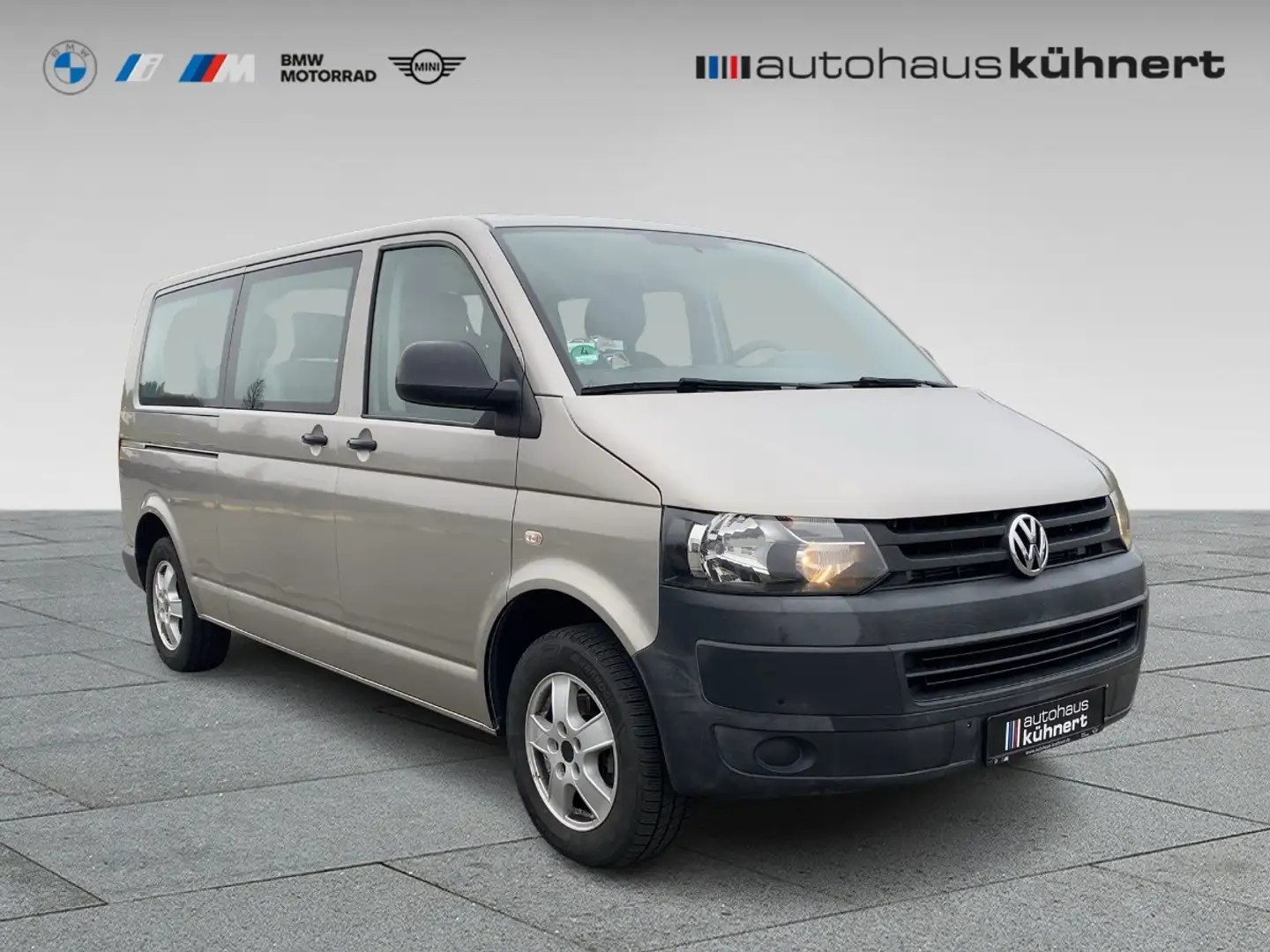 Vehicle image, number 6