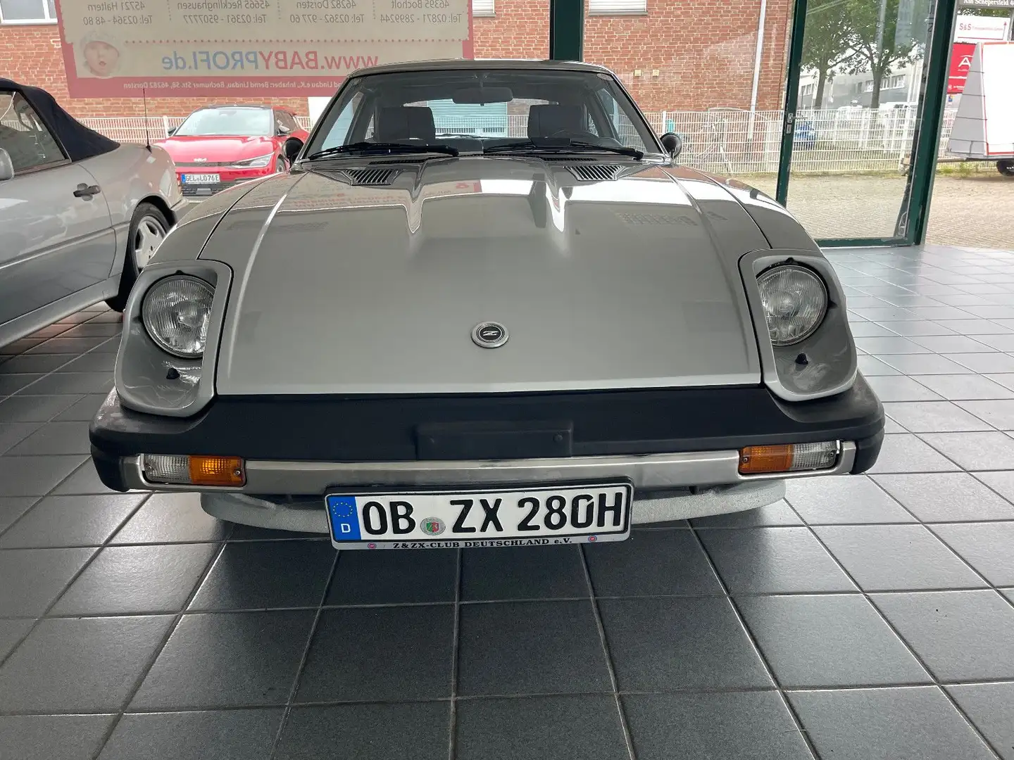 Vehicle image, number 4