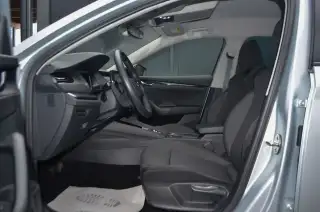 Vehicle image thumbnail, number 11