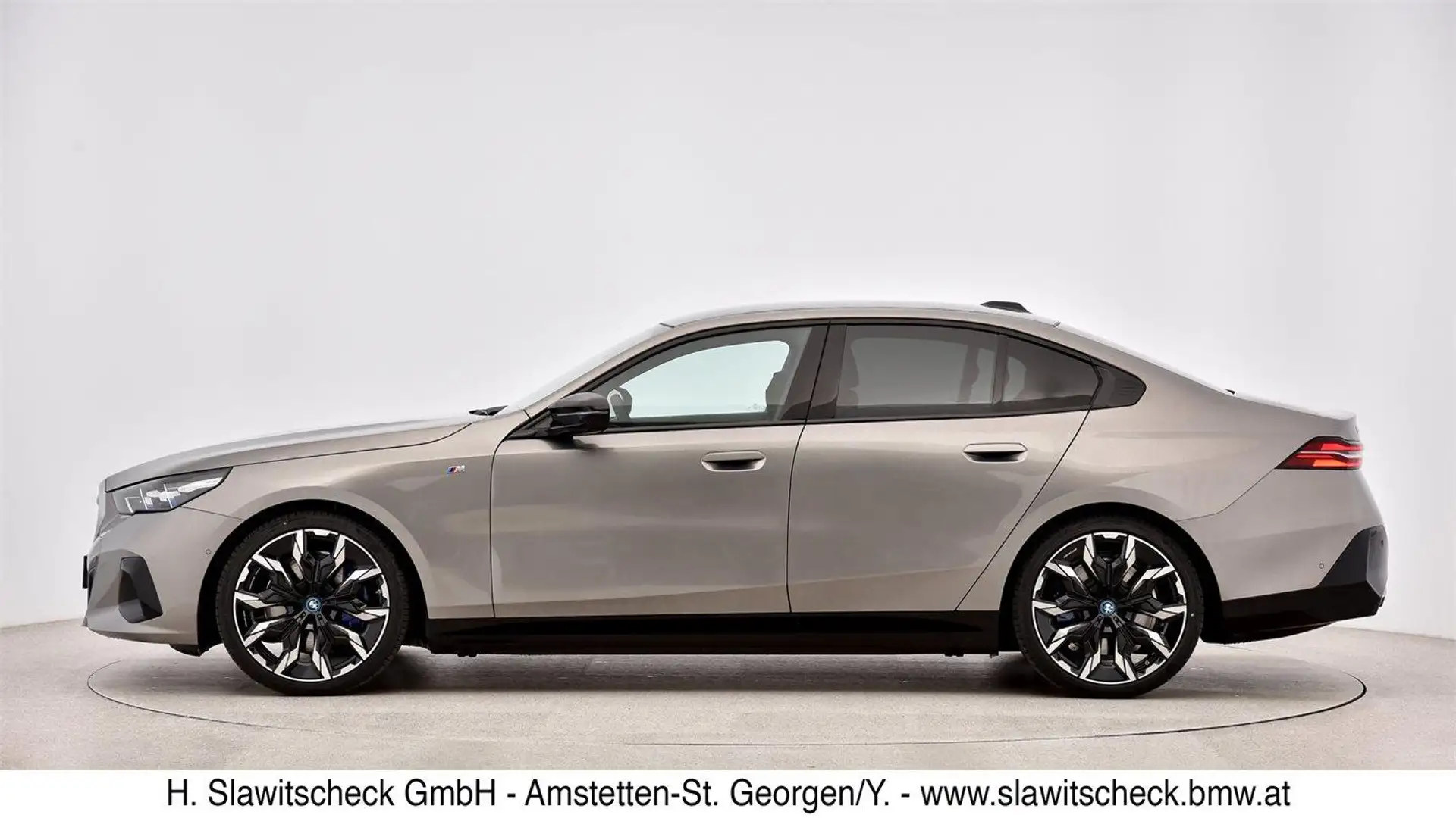 Vehicle image, number 5