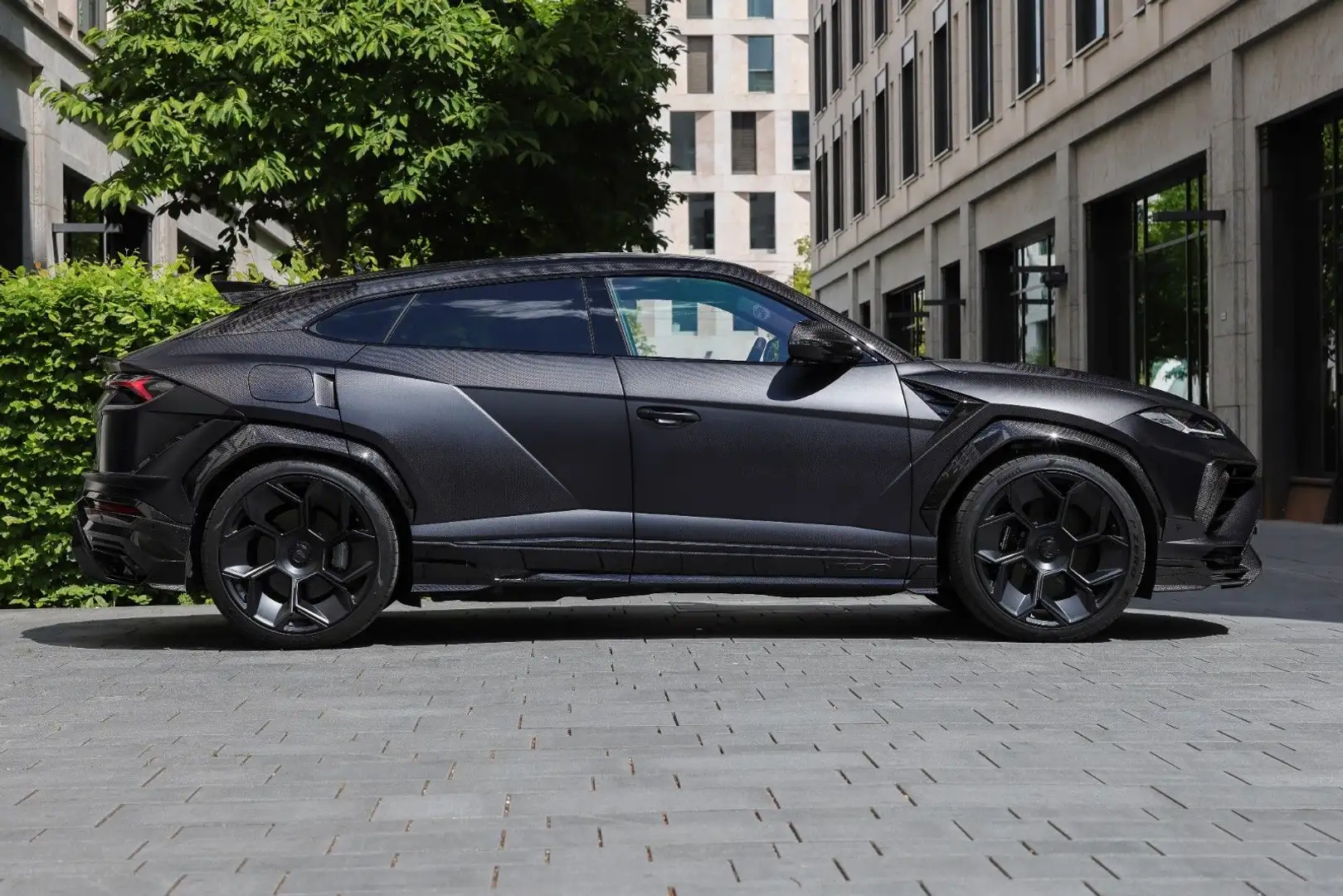 Vehicle image, number 8