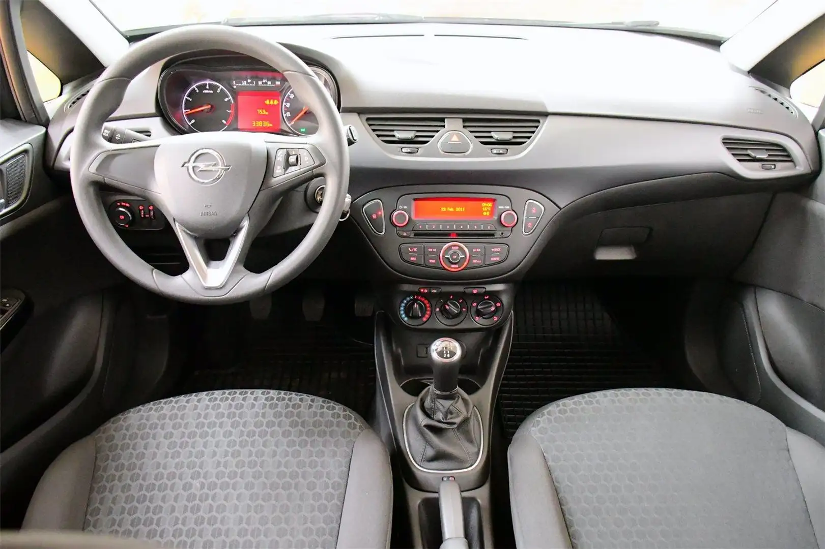 Vehicle image, number 3