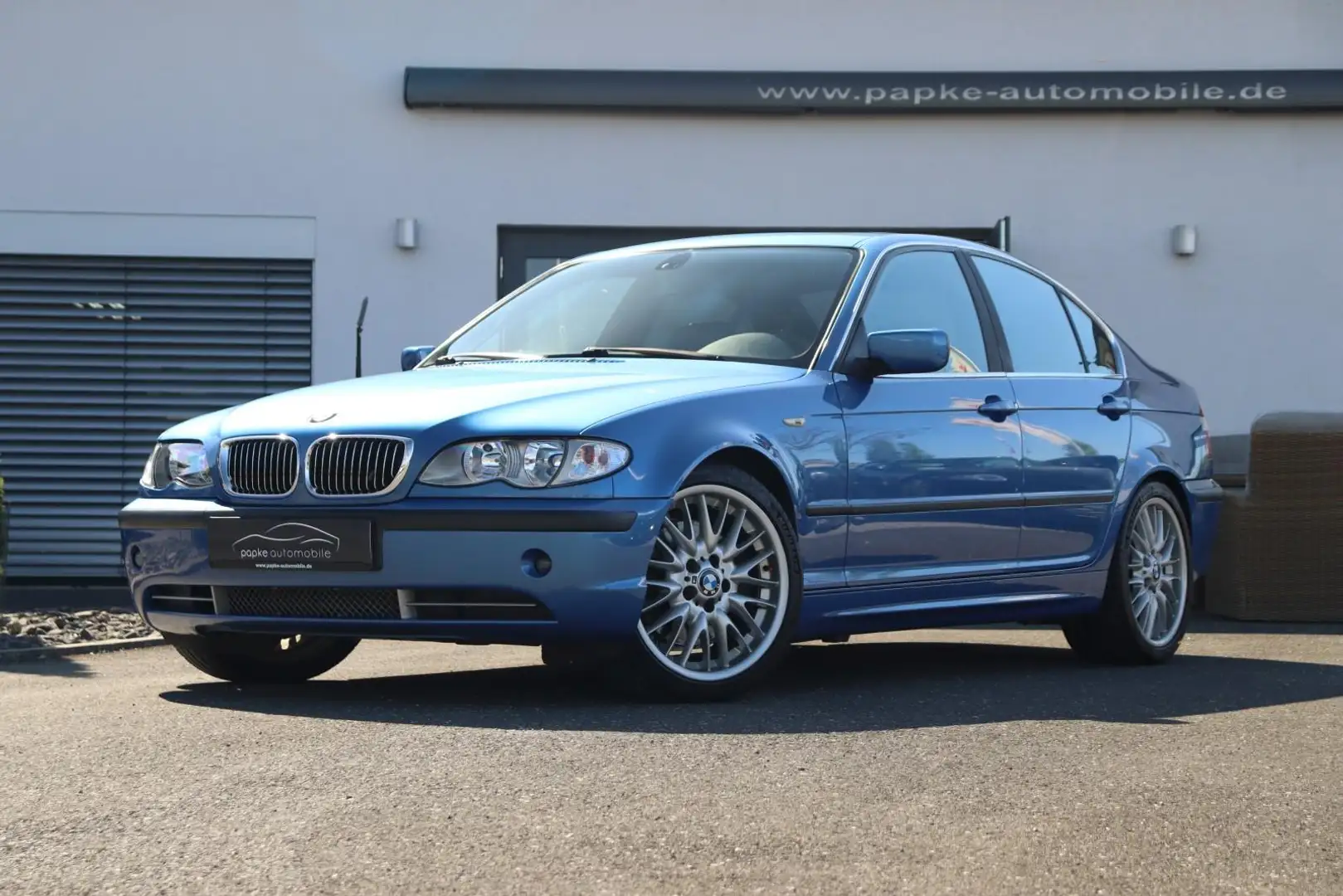 Vehicle image, number 2