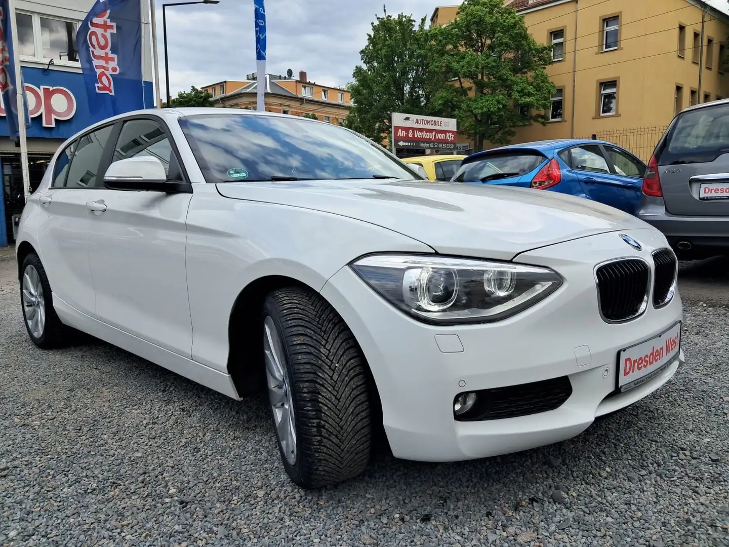 Vehicle image, number 3