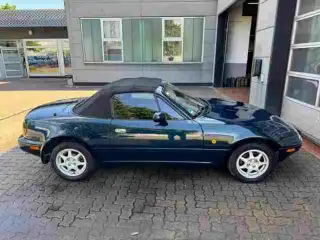 Vehicle image thumbnail, number 3