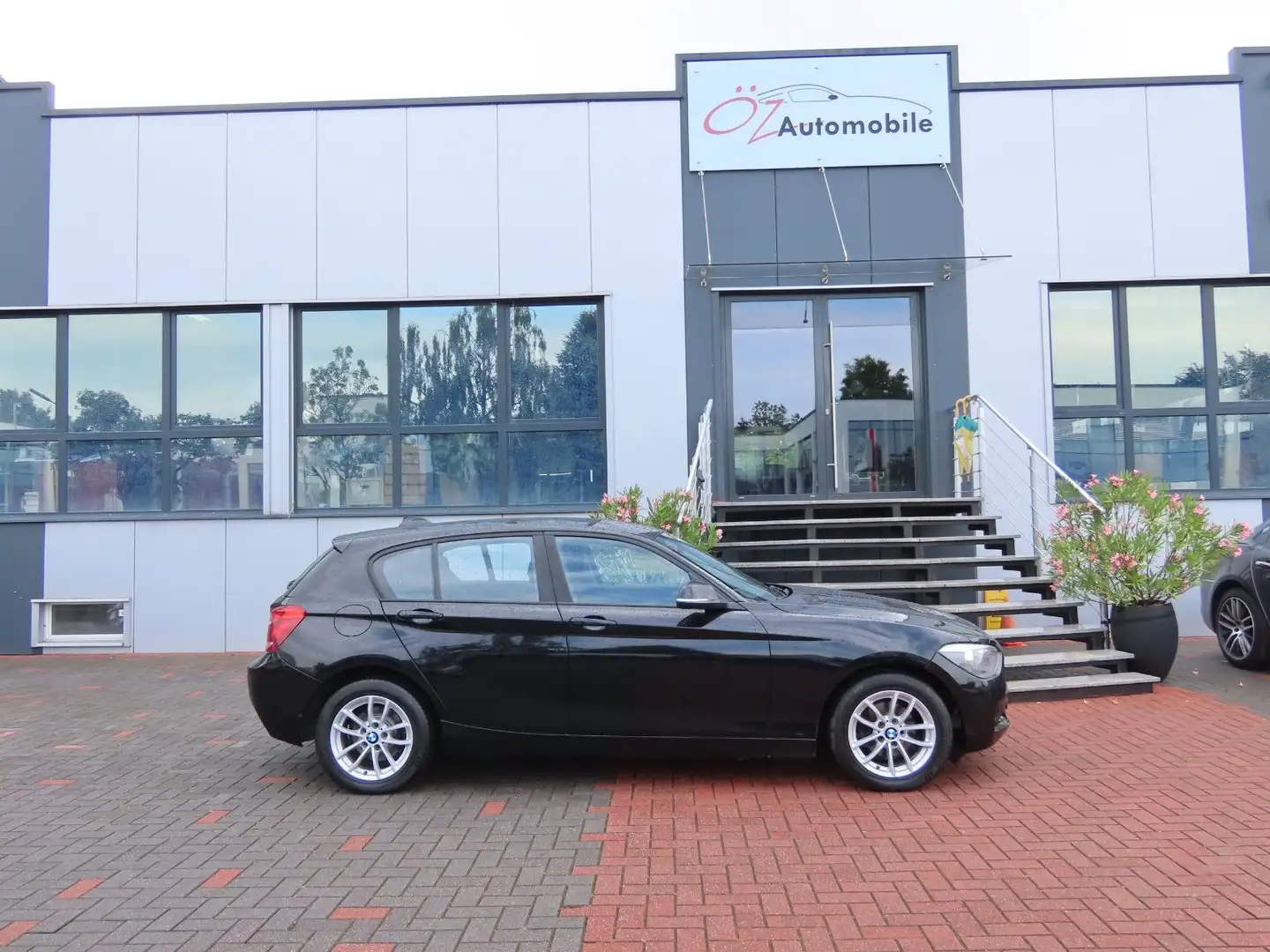 Vehicle image, number 7