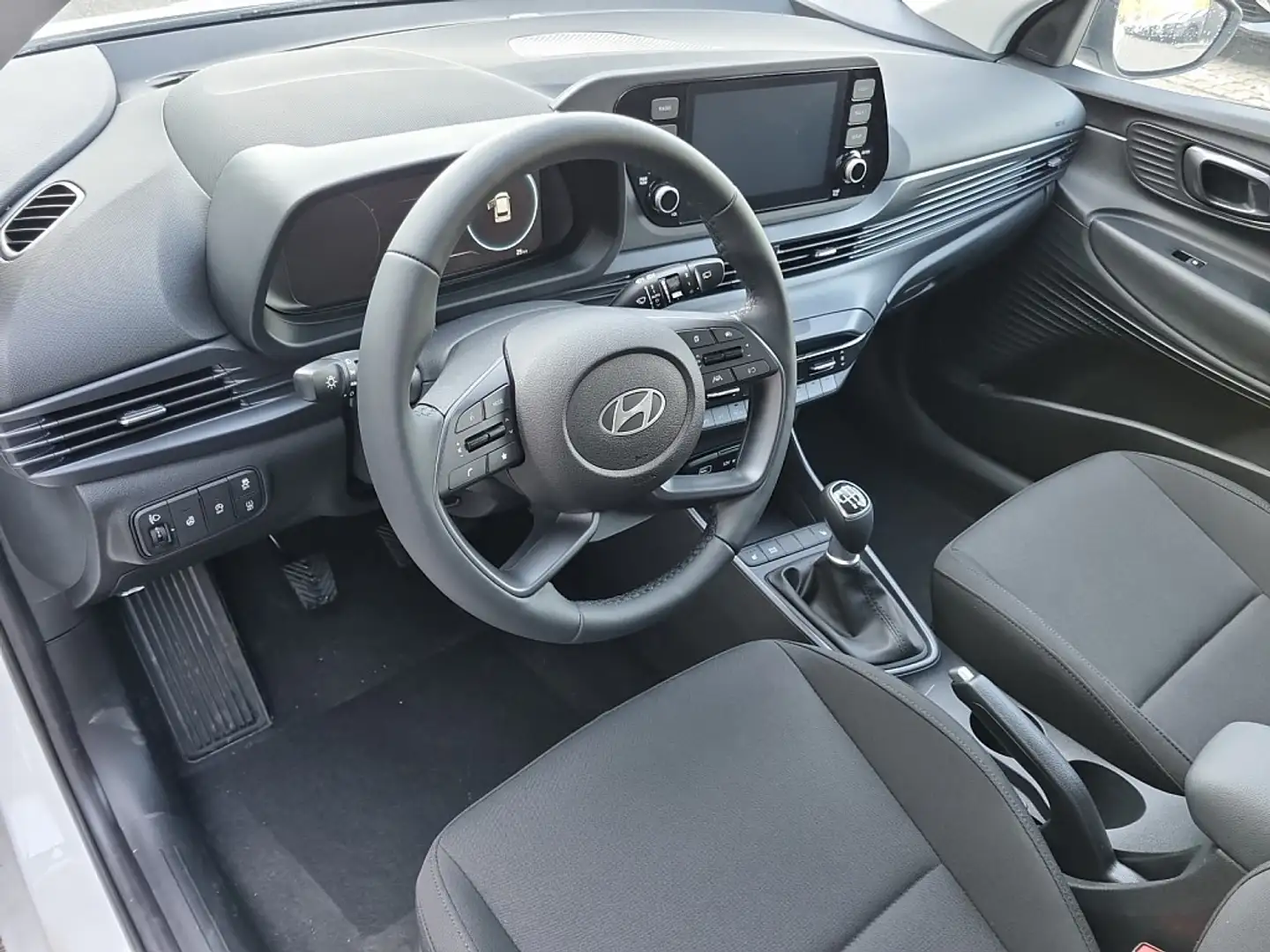 Vehicle image, number 9