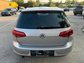 Vehicle image thumbnail, number 6