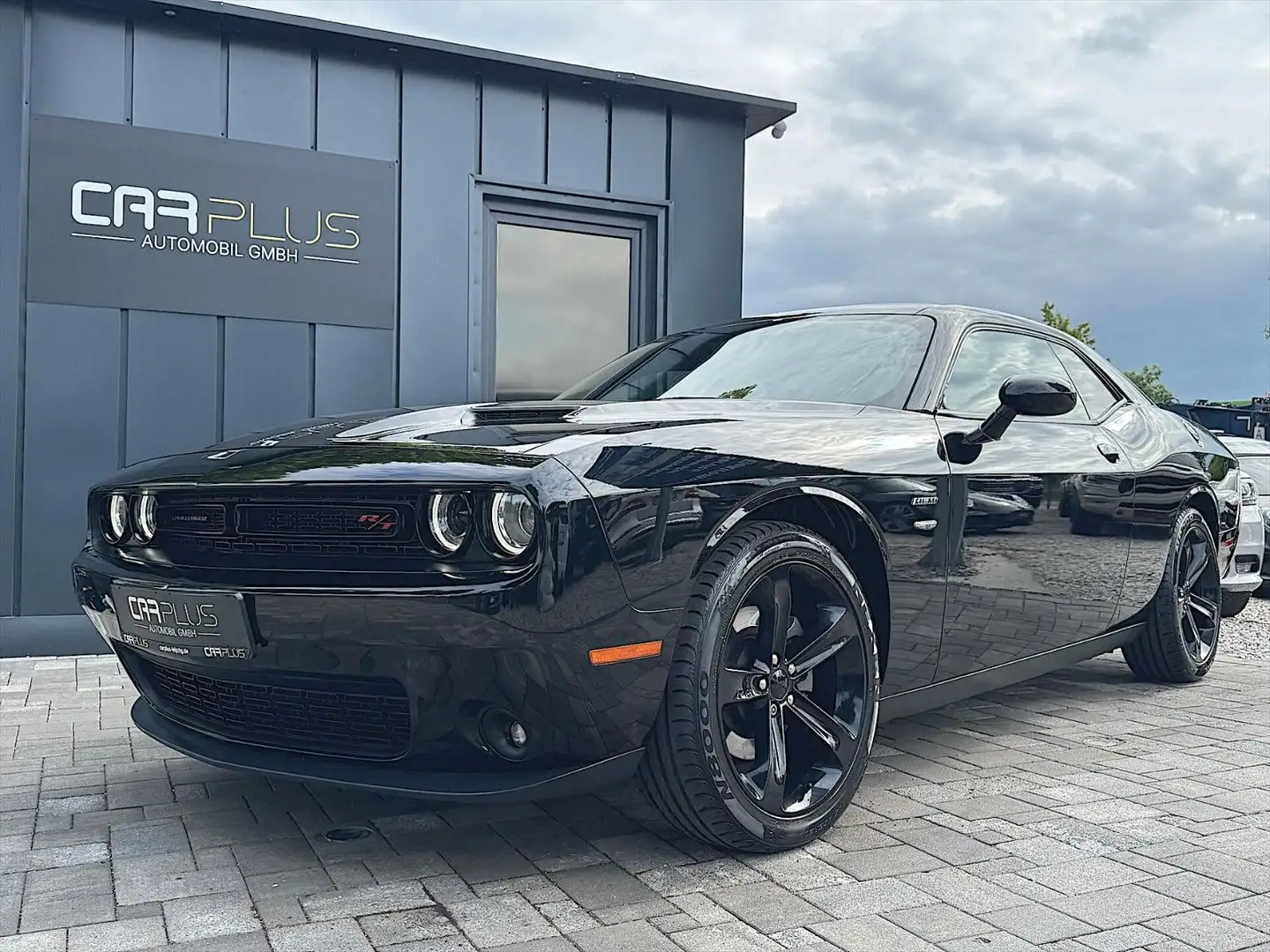 Vehicle image, number 1