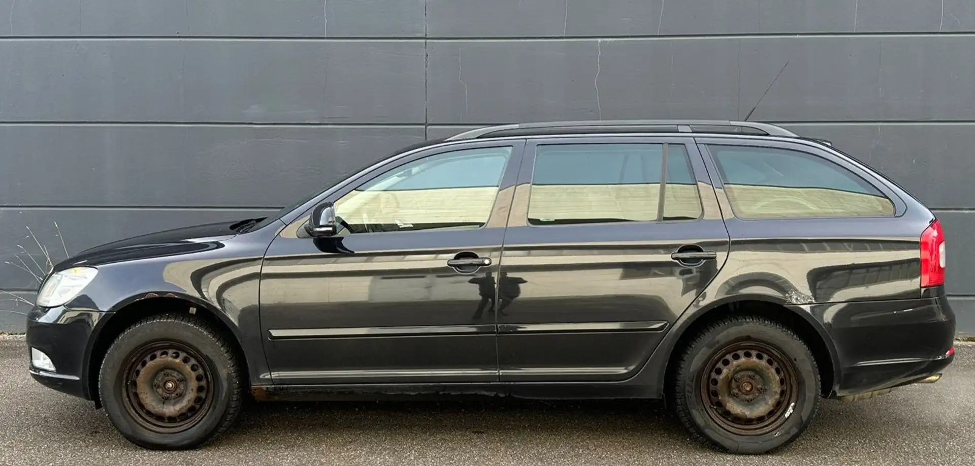 Vehicle image, number 5
