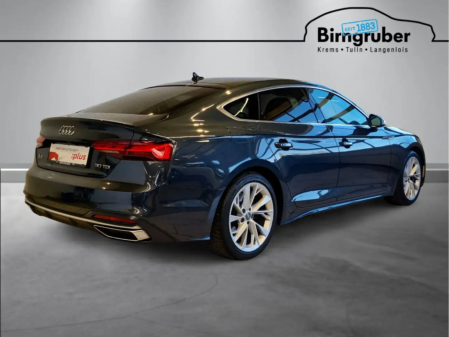 Vehicle image, number 4