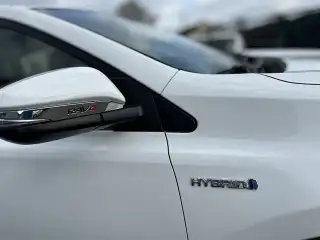 Vehicle image thumbnail, number 4