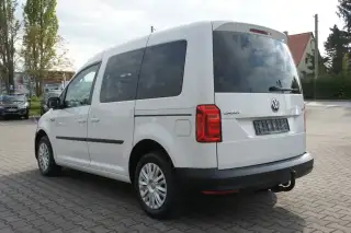 Vehicle image thumbnail, number 6
