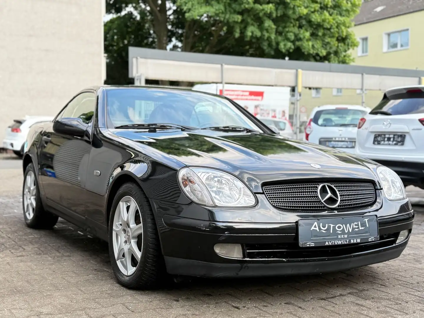 Vehicle image, number 3