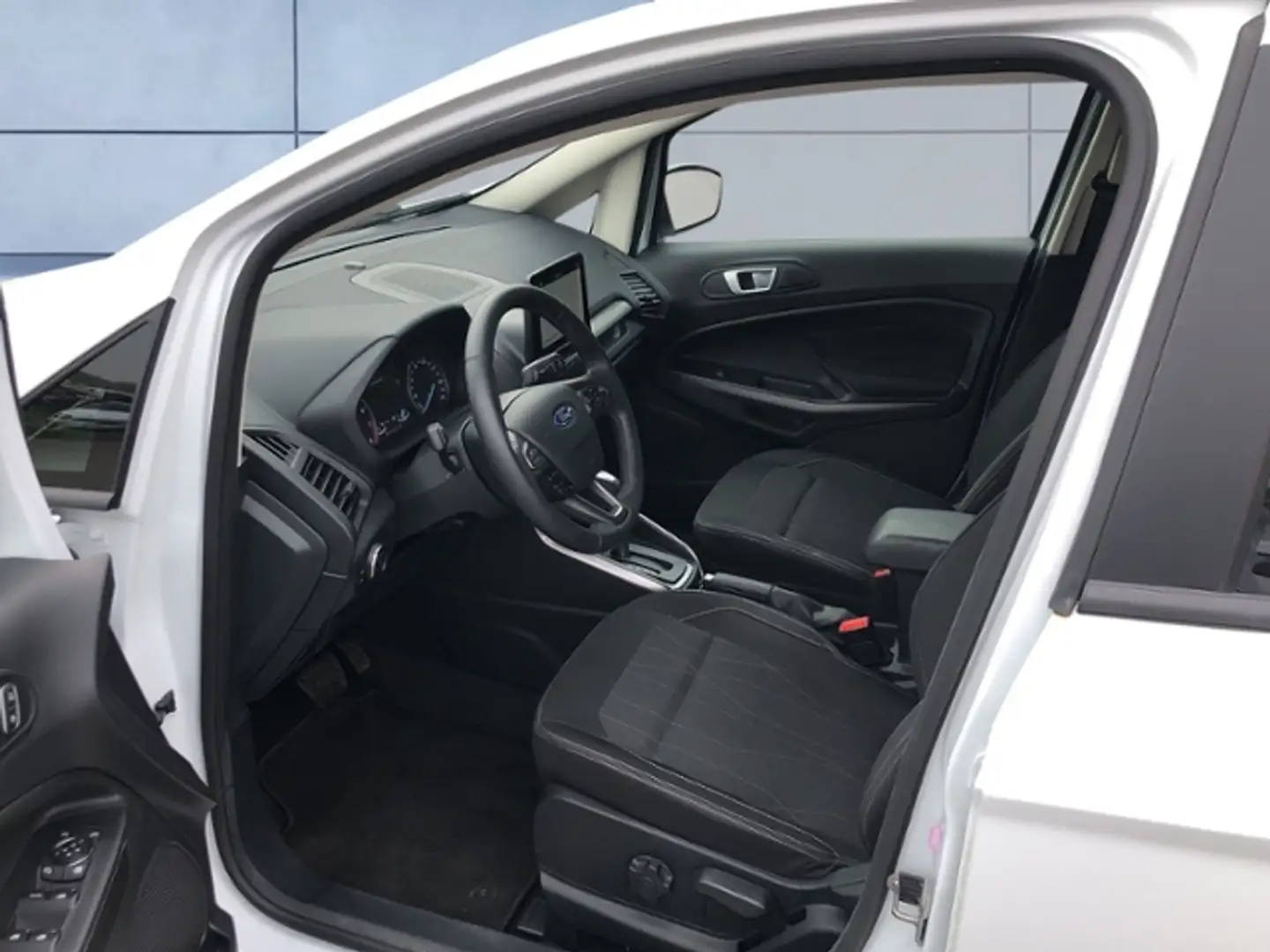 Vehicle image, number 8