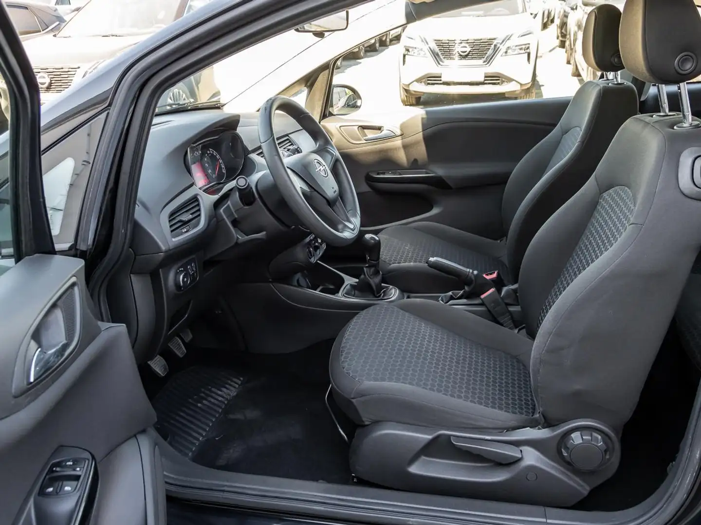 Vehicle image, number 8