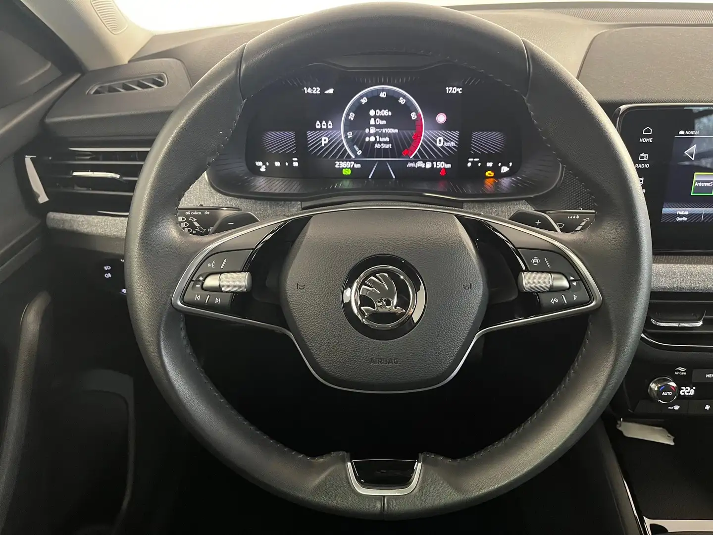Vehicle image, number 7