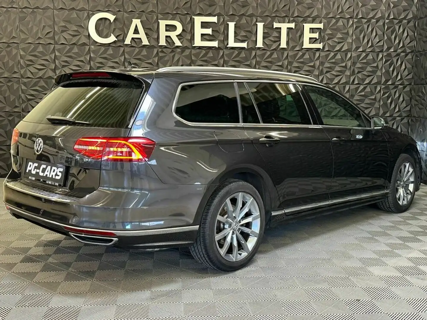 Vehicle image, number 7