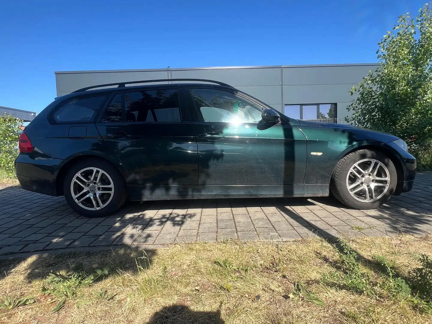Vehicle image, number 3