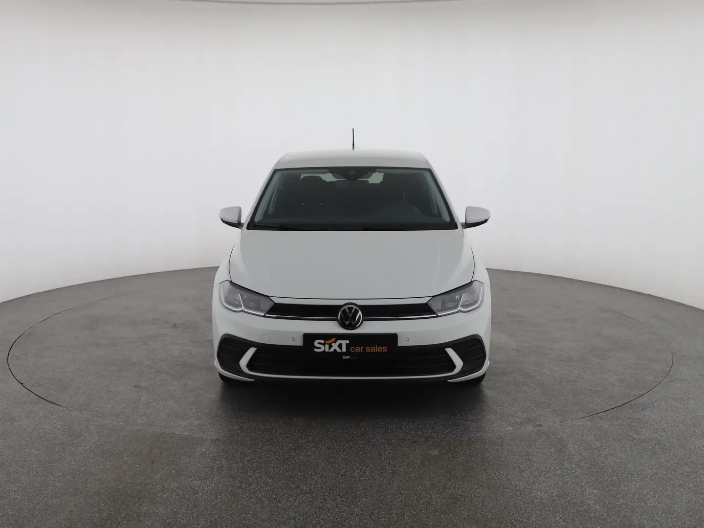 Vehicle image, number 2