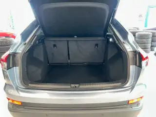 Vehicle image thumbnail, number 7