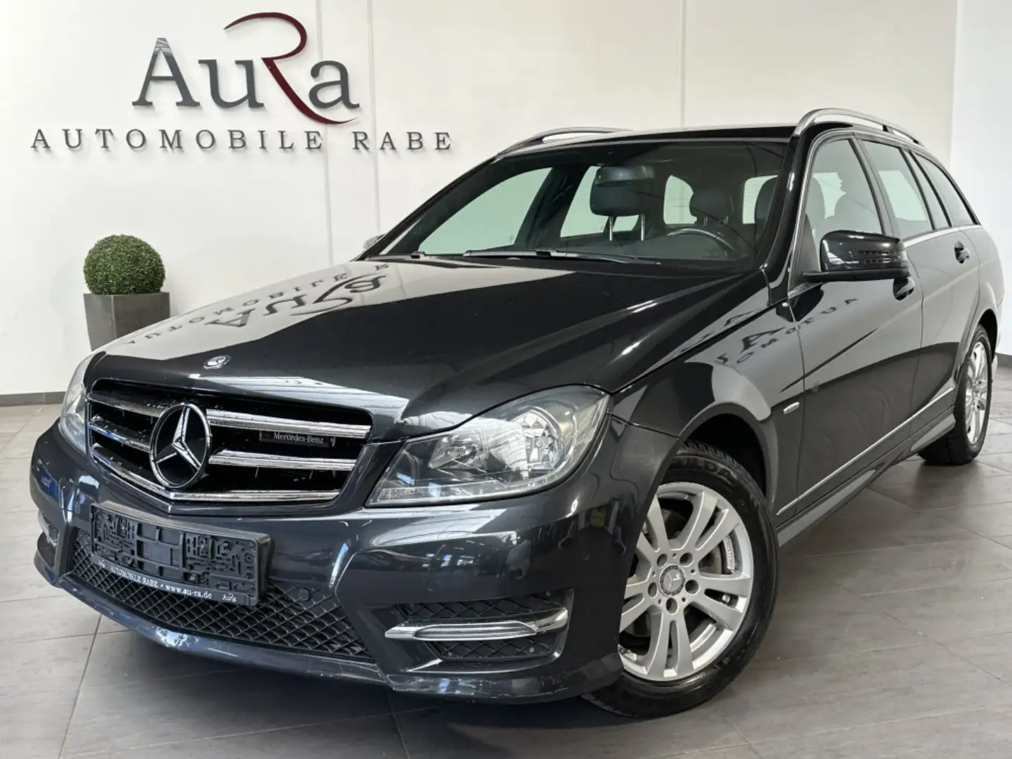 Vehicle image, number 1