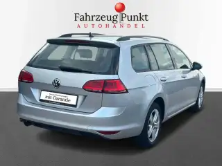 Vehicle image thumbnail, number 4