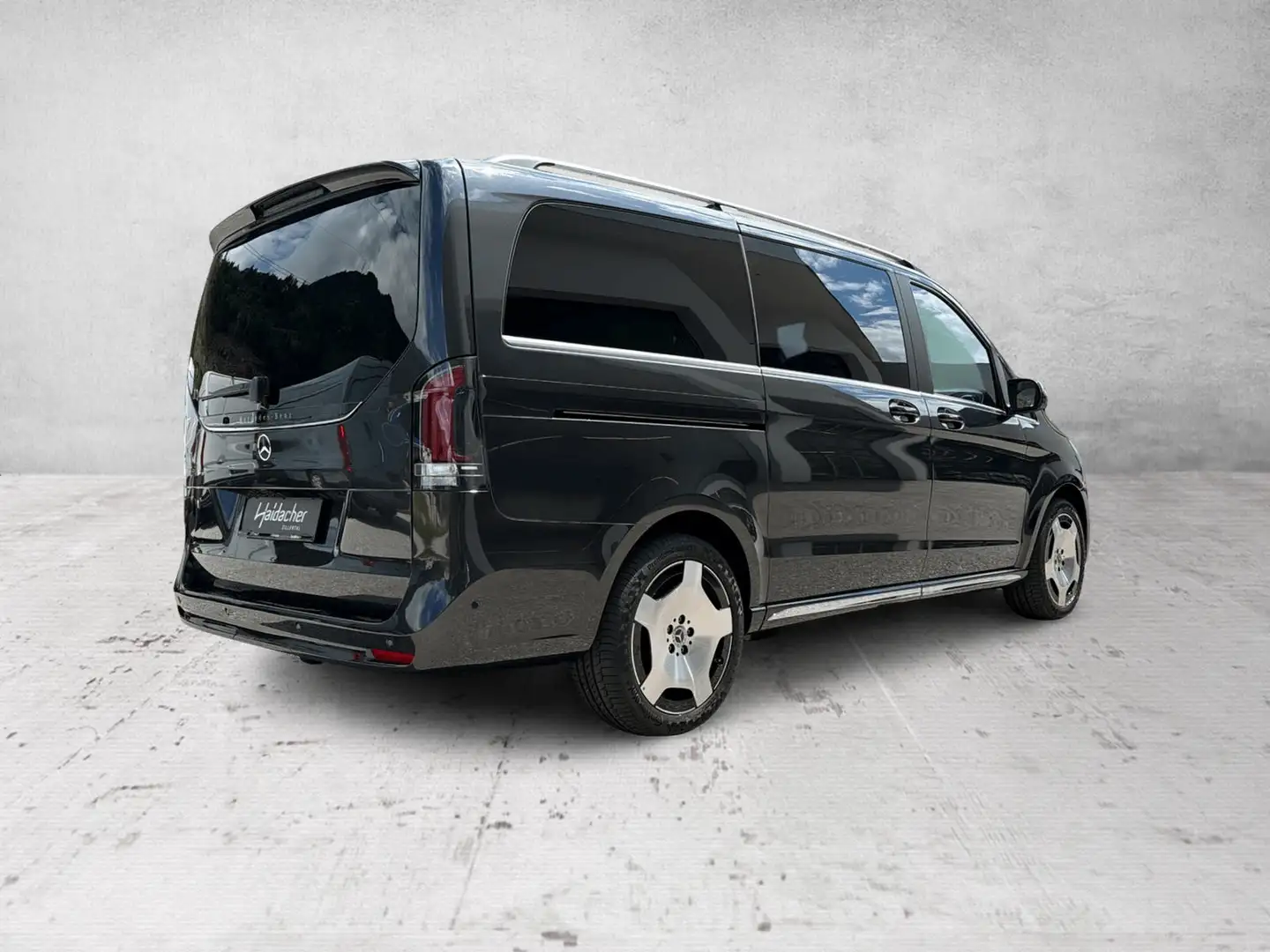 Vehicle image, number 6