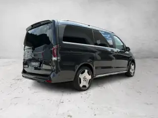 Vehicle image thumbnail, number 6