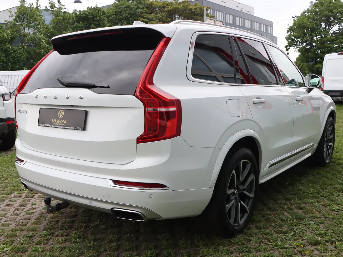 Vehicle image, number 5