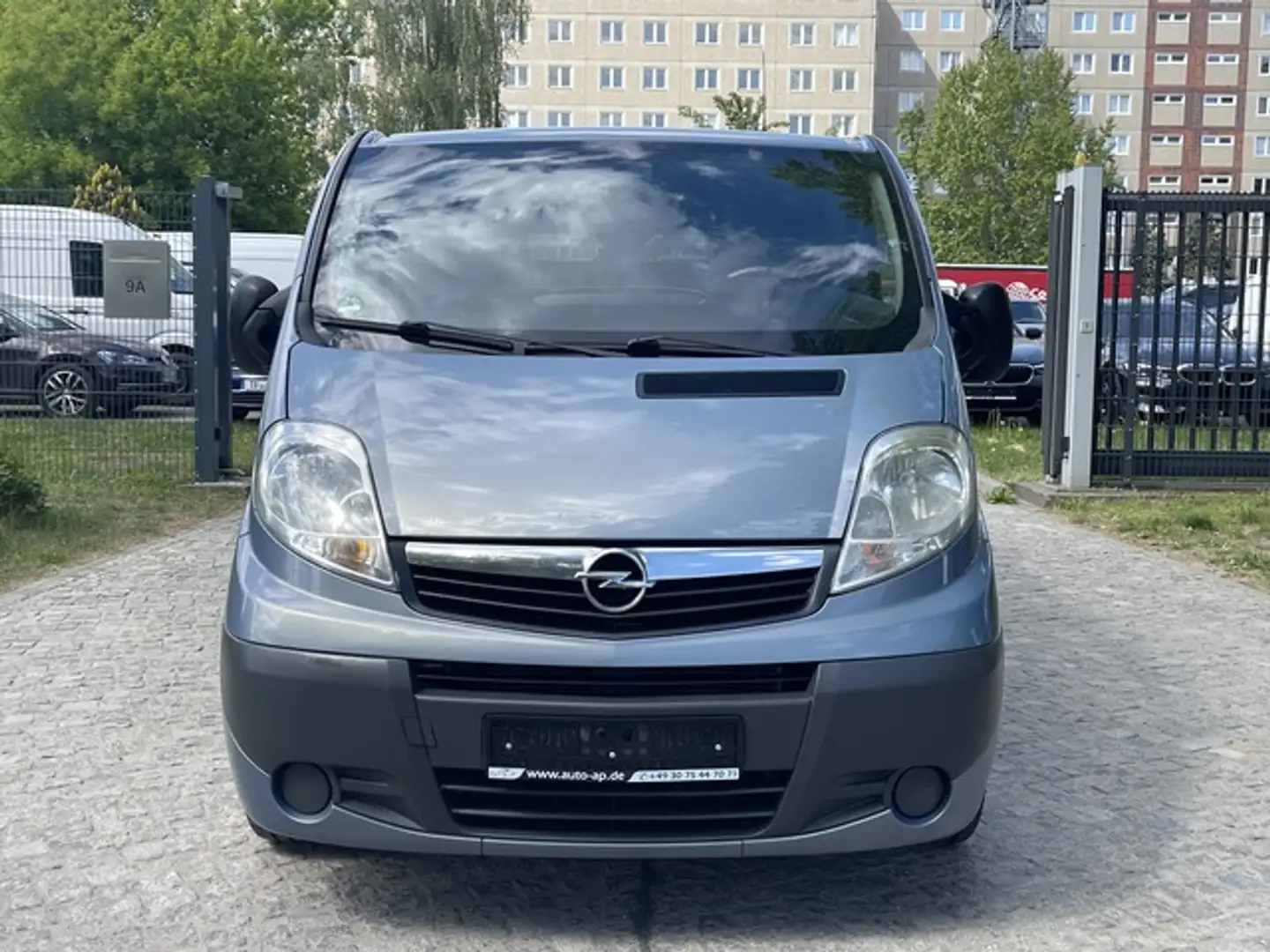 Vehicle image, number 2