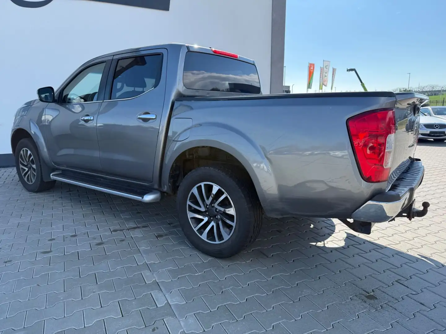 Vehicle image, number 5