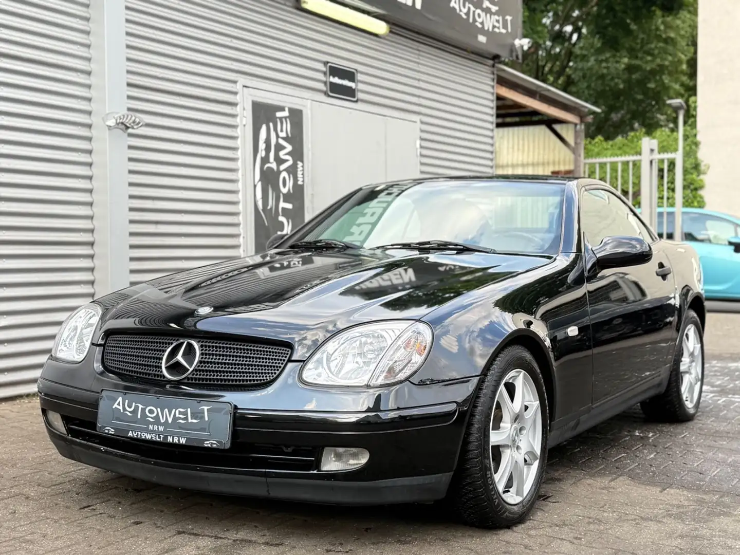 Vehicle image, number 2